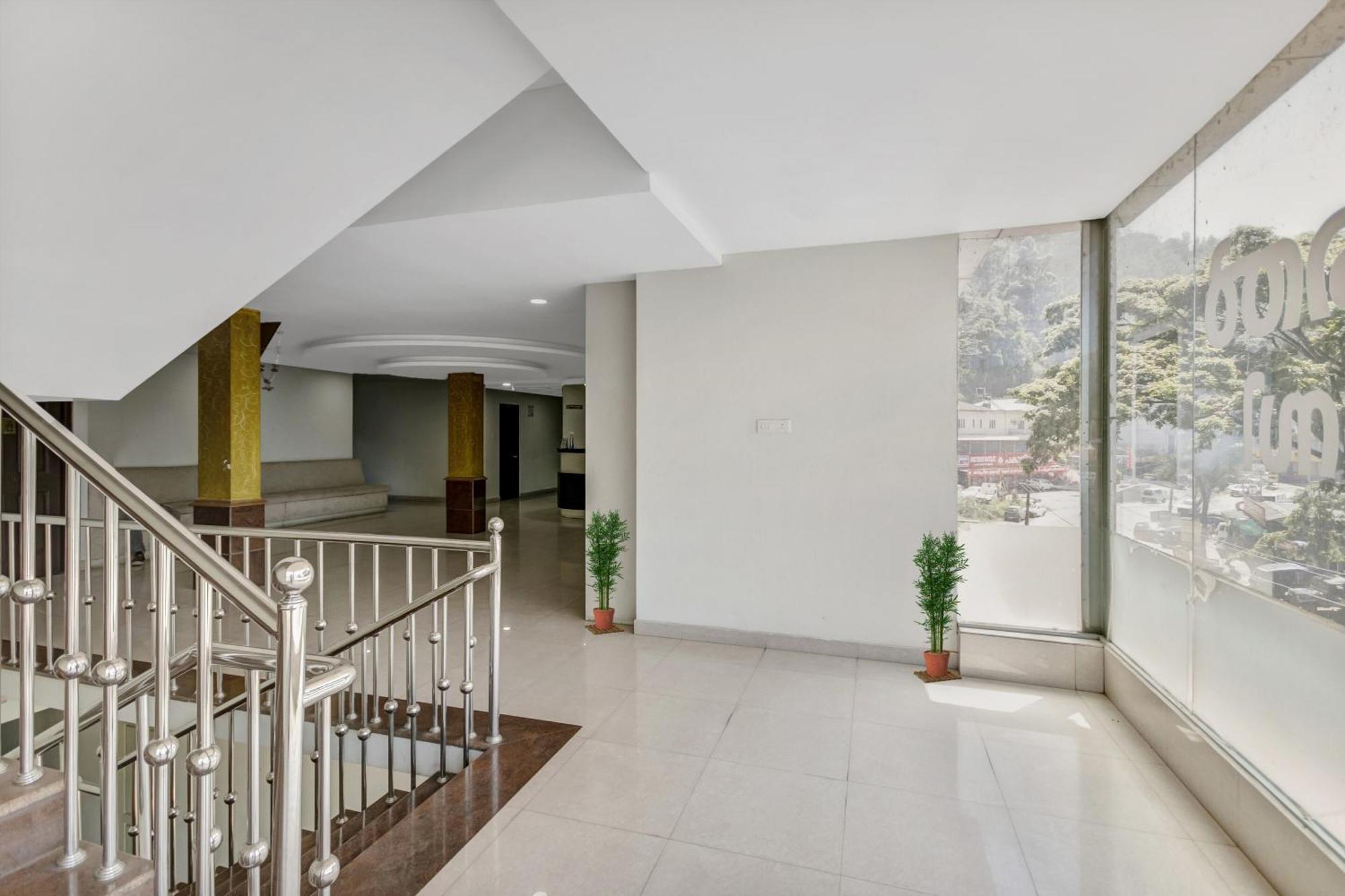 טקאדי Hotel O Kalapurackal Residency מראה חיצוני תמונה